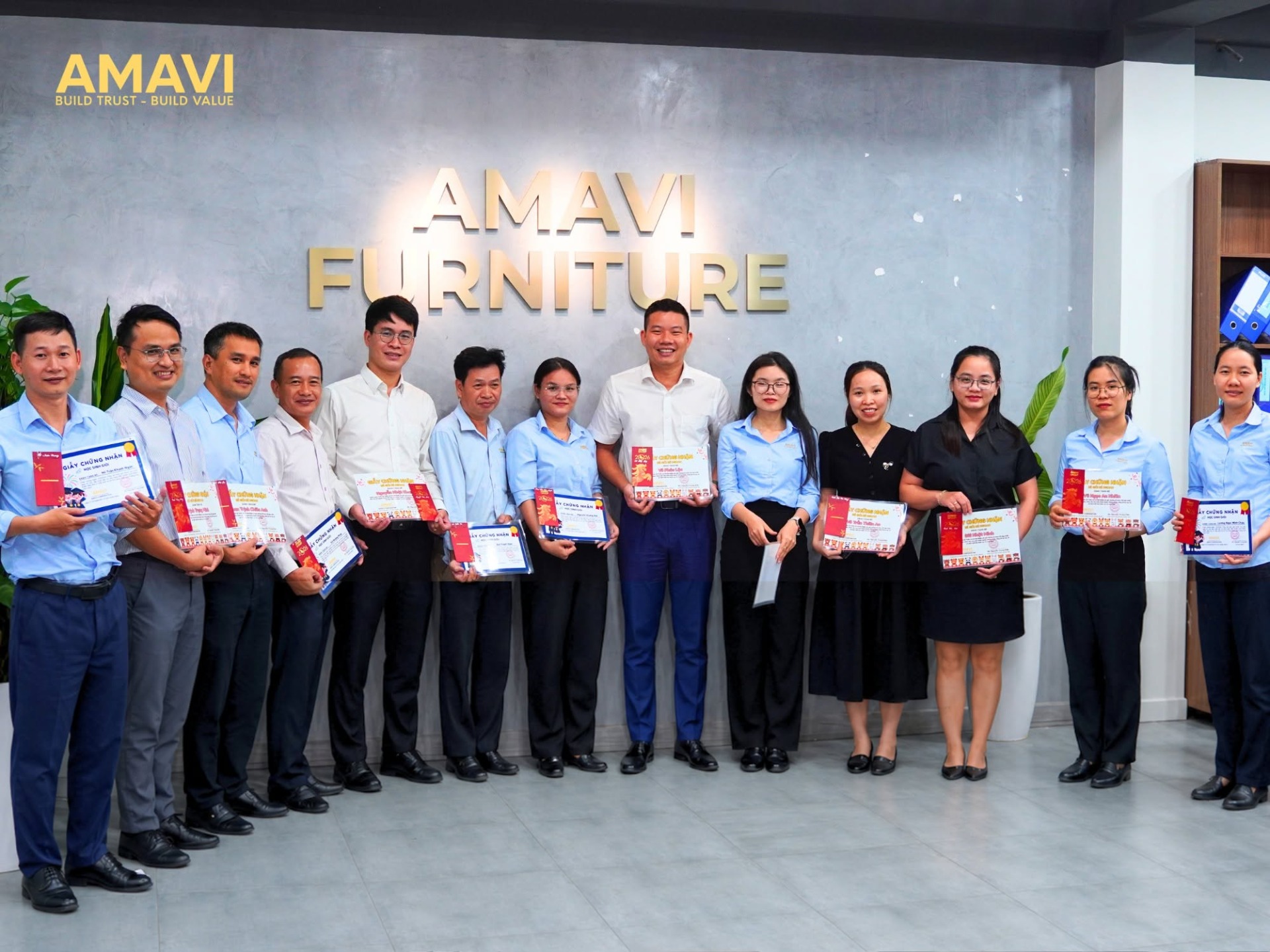 AMAVI GROUP TRAO QUÀ QUỐC TẾ THIẾU NHI 1/6